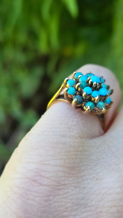 Vintage: 9ct Yellow Gold Nineteen Turquoise Floral Cluster Ring