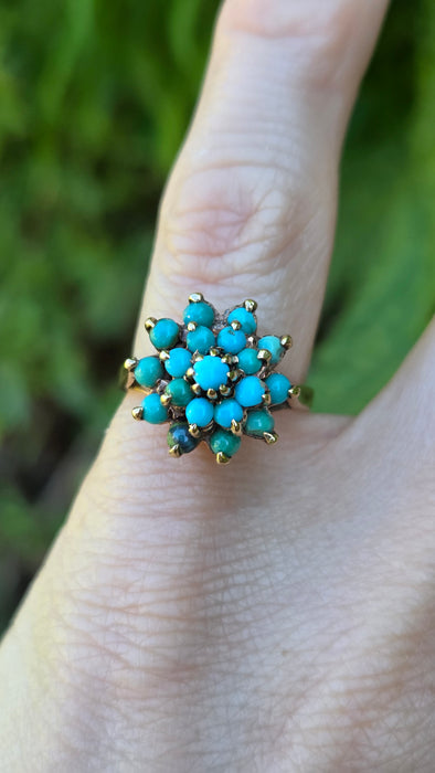 Vintage: 9ct Yellow Gold Nineteen Turquoise Floral Cluster Ring