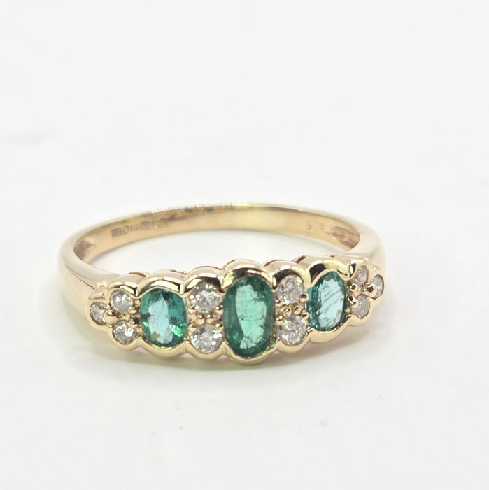 Vintage: 9ct Yellow Gold Emerald & Diamond Half Eternity Ring