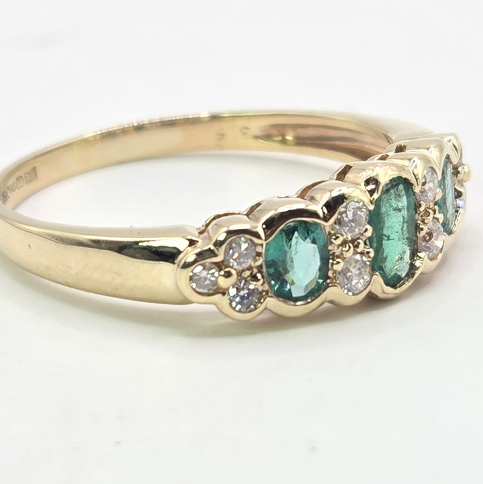 Vintage: 9ct Yellow Gold Emerald & Diamond Half Eternity Ring