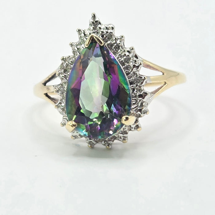 Vintage: 9ct Yellow Gold Mystic Topaz & Diamond Pear Cluster Ring