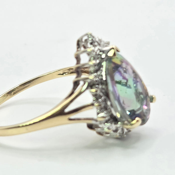 Vintage: 9ct Yellow Gold Mystic Topaz & Diamond Pear Cluster Ring