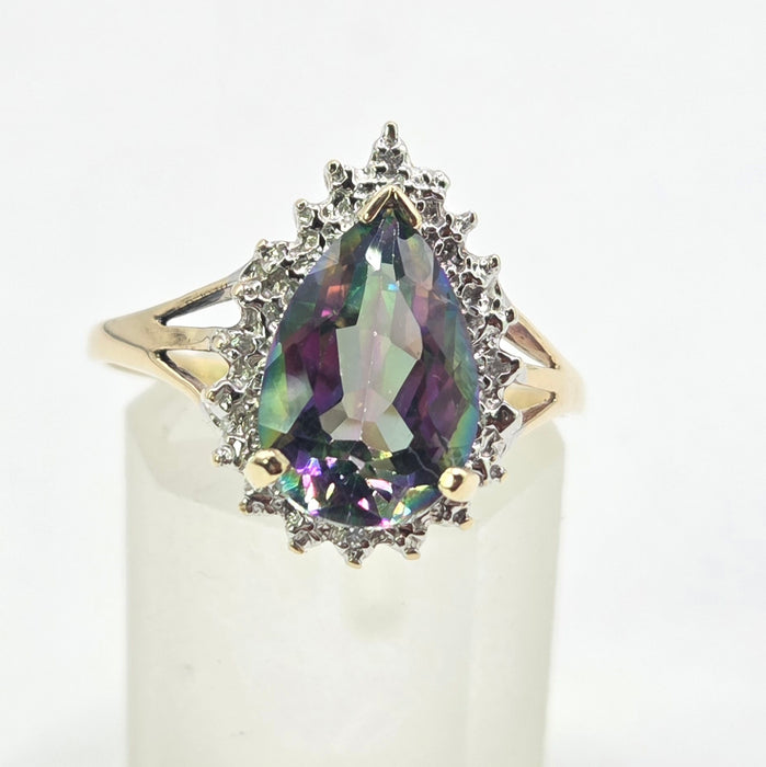Vintage: 9ct Yellow Gold Mystic Topaz & Diamond Pear Cluster Ring