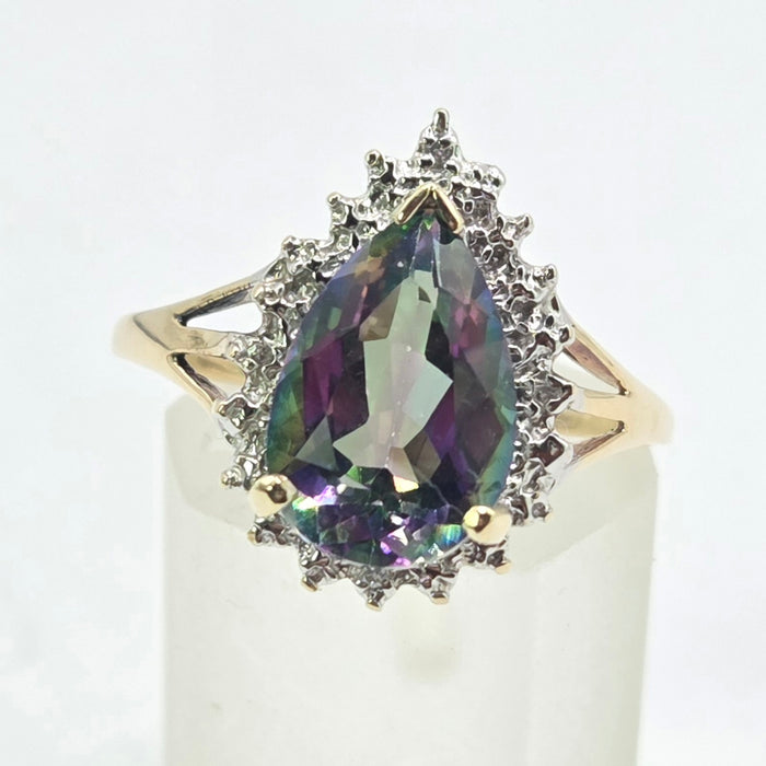Vintage: 9ct Yellow Gold Mystic Topaz & Diamond Pear Cluster Ring