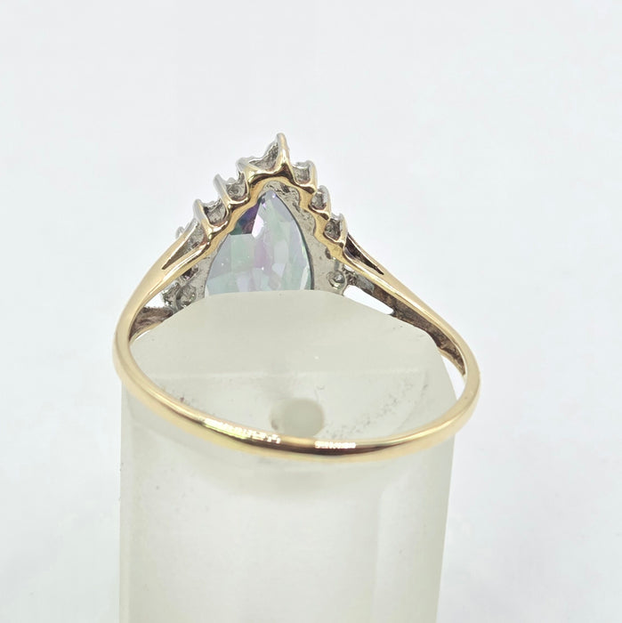 Vintage: 9ct Yellow Gold Mystic Topaz & Diamond Pear Cluster Ring