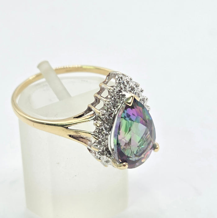 Vintage: 9ct Yellow Gold Mystic Topaz & Diamond Pear Cluster Ring