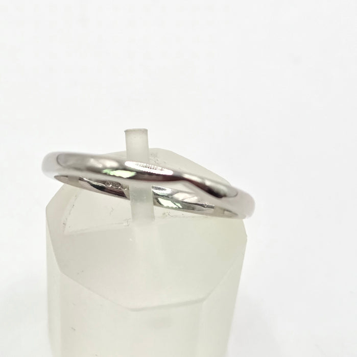 Vintage: 18ct White Gold Wedding Band with Engagement Ring Groove