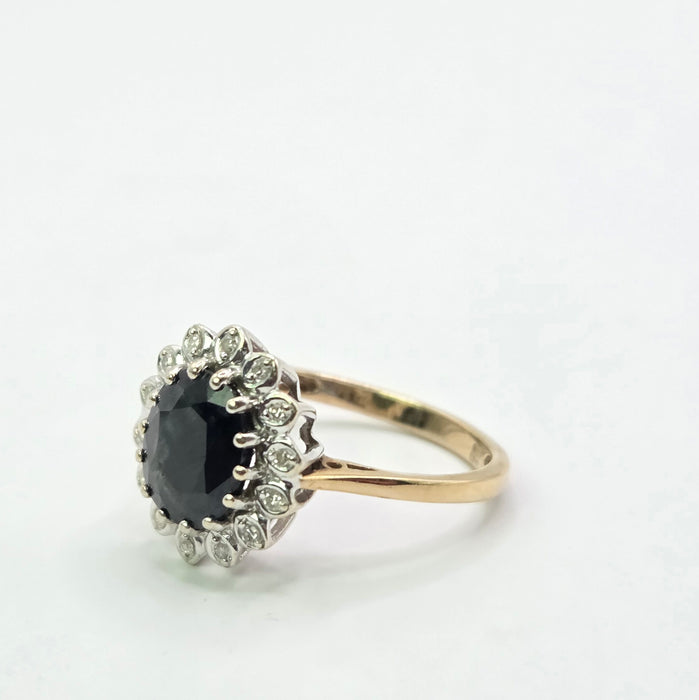 Vintage: 9ct Yellow Gold Sapphire & Diamond Diana-Style Oval Cluster Ring