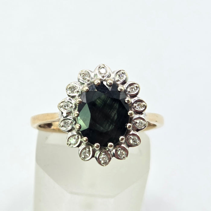 Vintage: 9ct Yellow Gold Sapphire & Diamond Diana-Style Oval Cluster Ring