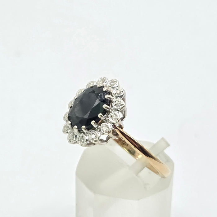 Vintage: 9ct Yellow Gold Sapphire & Diamond Diana-Style Oval Cluster Ring