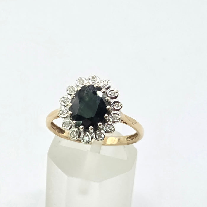 Vintage: 9ct Yellow Gold Sapphire & Diamond Diana-Style Oval Cluster Ring