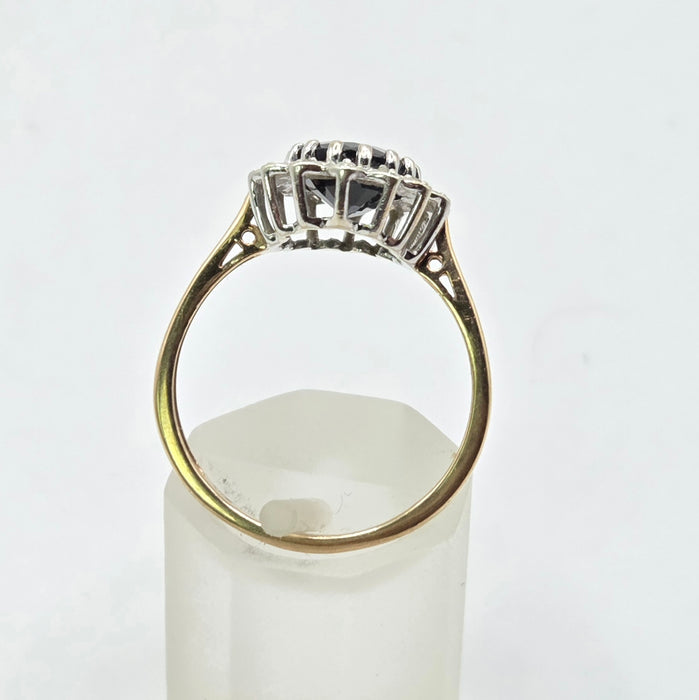 Vintage: 9ct Yellow Gold Sapphire & Diamond Diana-Style Oval Cluster Ring