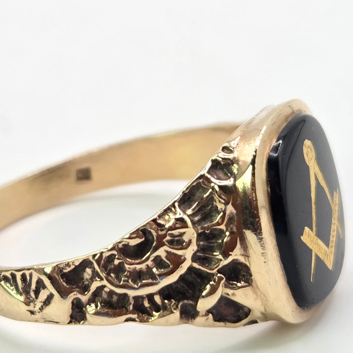 Vintage: 9ct Yellow Gold Black Onyx Masonic Signet Ring — From 1986