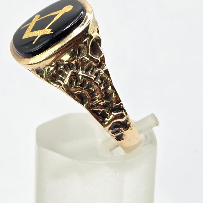Vintage: 9ct Yellow Gold Black Onyx Masonic Signet Ring — From 1986