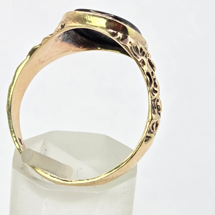Vintage: 9ct Yellow Gold Black Onyx Masonic Signet Ring — From 1986