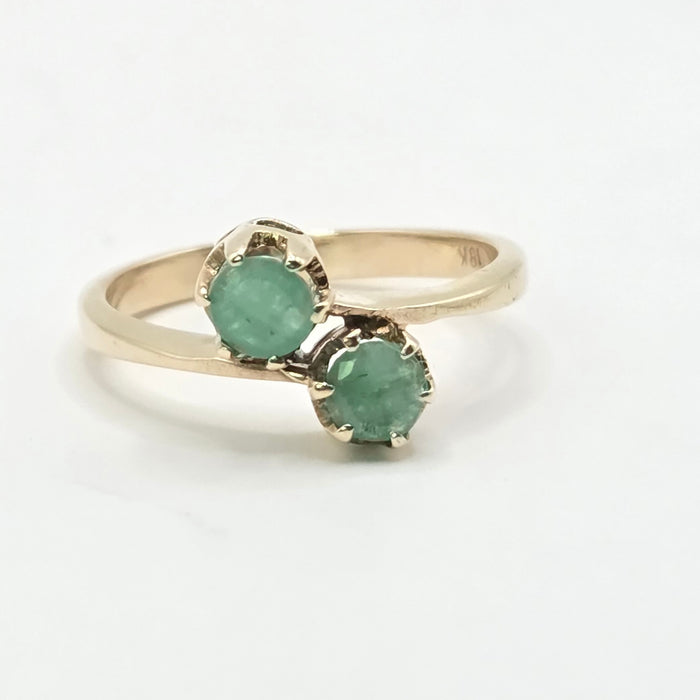 Vintage: 18ct Yellow Gold Twin Emerald Crossover Ring