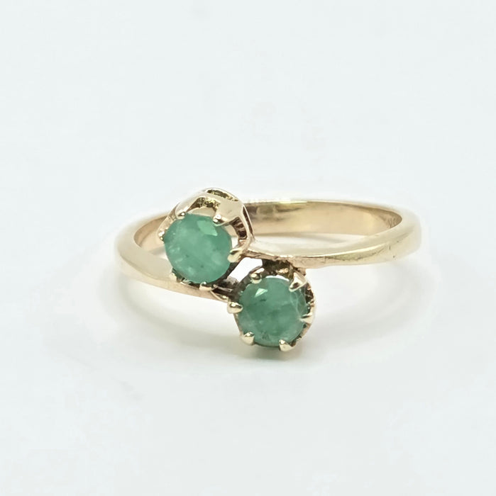 Vintage: 18ct Yellow Gold Twin Emerald Crossover Ring