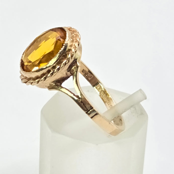 Vintage: 9ct Yellow Gold Citrine Solitaire Ring — From 1973