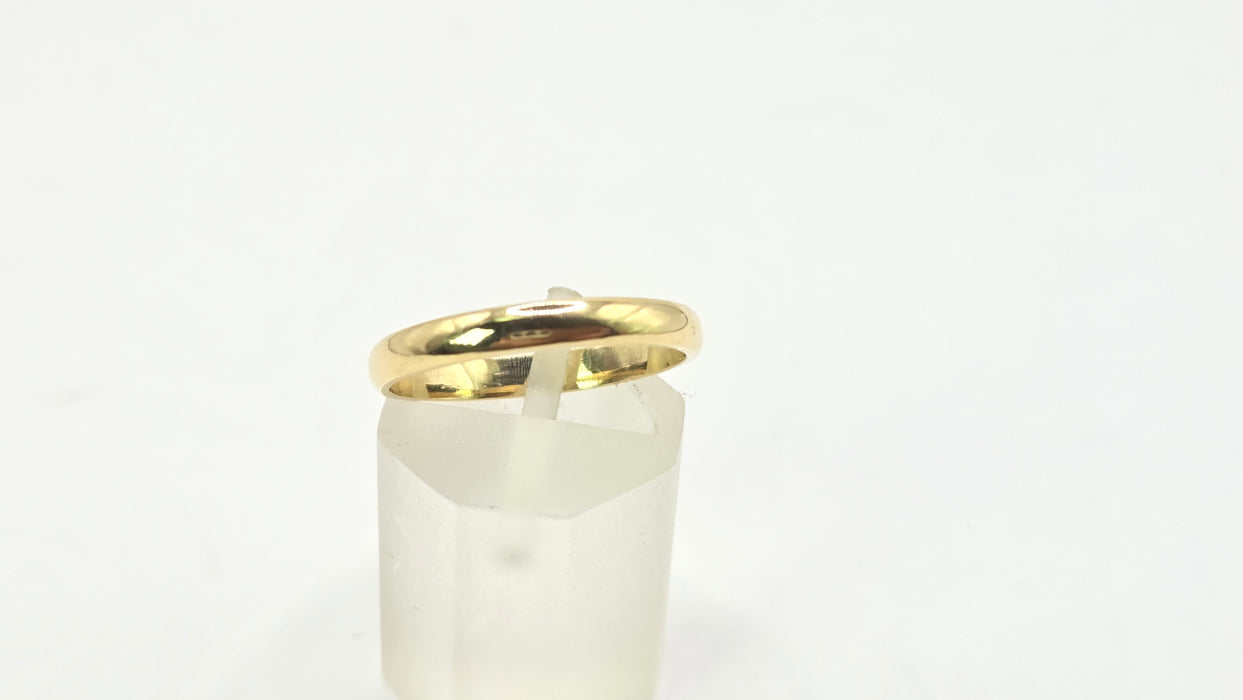 Vintage: 18ct Yellow Gold D-Profile Wedding Band — From 1980
