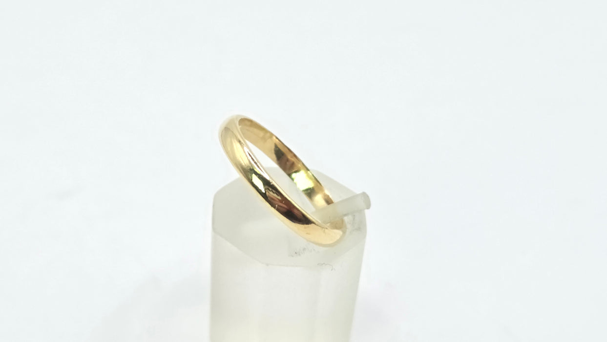 Vintage: 18ct Yellow Gold D-Profile Wedding Band — From 1980
