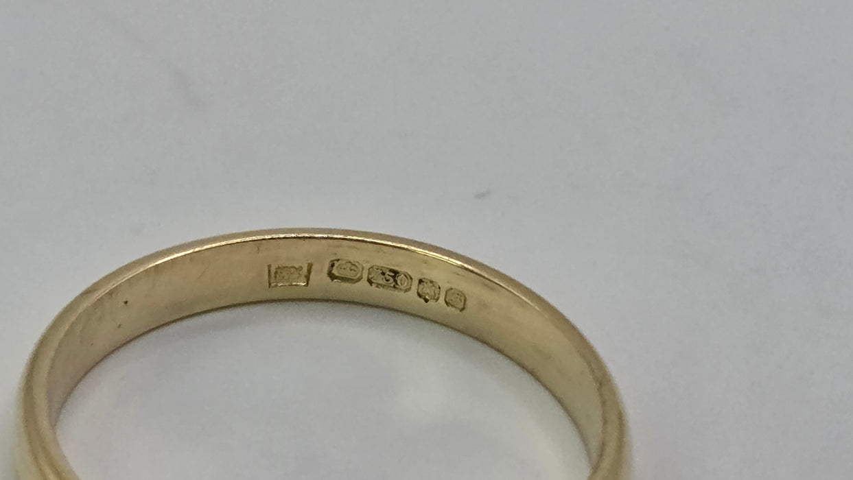 Vintage: 18ct Yellow Gold D-Profile Wedding Band — From 1980