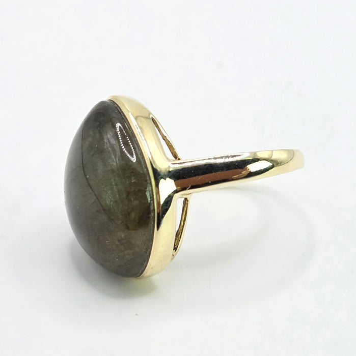 Vintage: 9ct Yellow Gold Green Agate Solitaire Ring