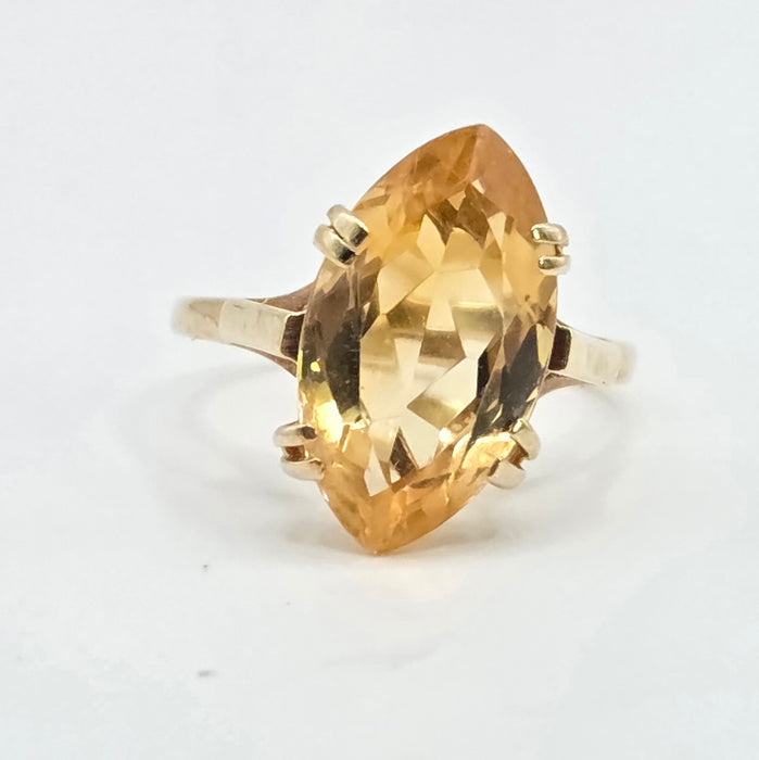 Vintage: 9ct Yellow Gold Yellow Topaz Solitaire Ring — From 1969
