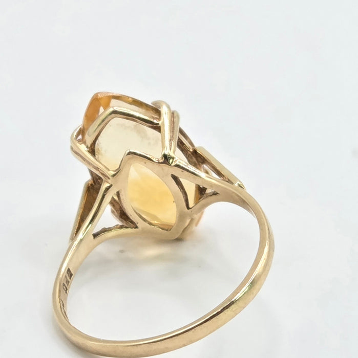 Vintage: 9ct Yellow Gold Yellow Topaz Solitaire Ring — From 1969