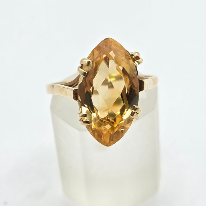 Vintage: 9ct Yellow Gold Yellow Topaz Solitaire Ring — From 1969