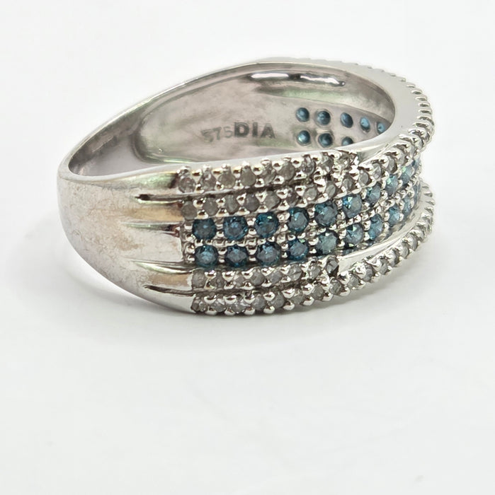 Vintage: 9ct White Gold Blue & White Diamond Band