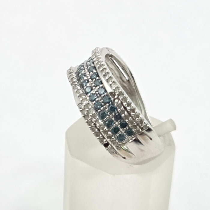 Vintage: 9ct White Gold Blue & White Diamond Band
