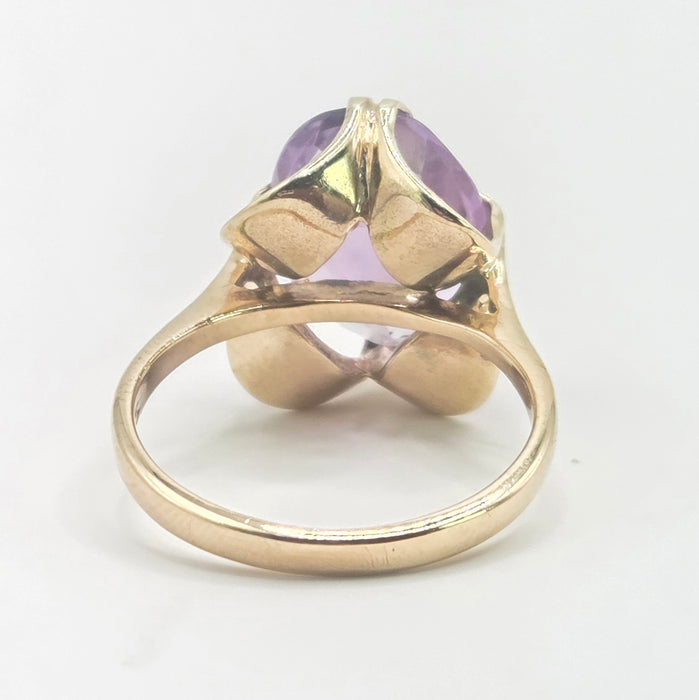 Vintage: 9ct Yellow Gold Amethyst Solitaire Ring — From 1973