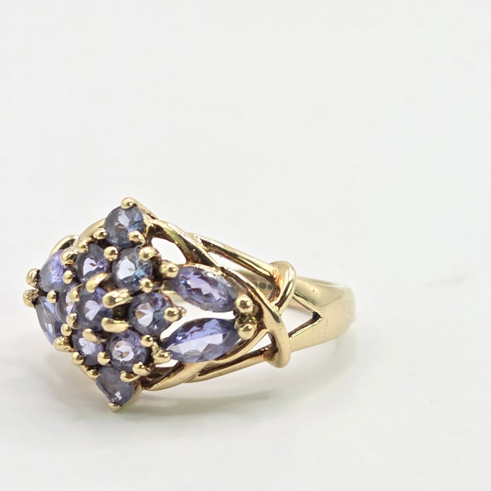 Vintage: 9ct Yellow Gold Tanzanite Dress Ring