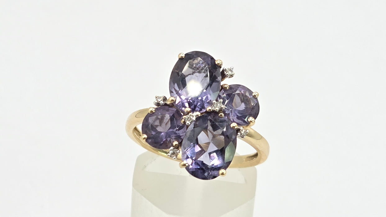 Vintage: 9ct Yellow Gold Amethyst & Diamond Dress Ring