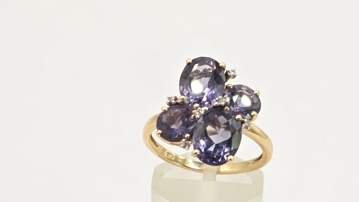 Vintage: 9ct Yellow Gold Amethyst & Diamond Dress Ring