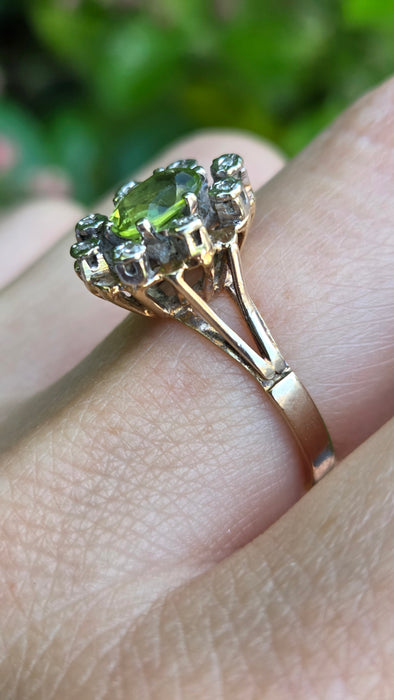 Vintage: 9ct Gold Peridot & Diamond Flowerhead Ring — From 1976