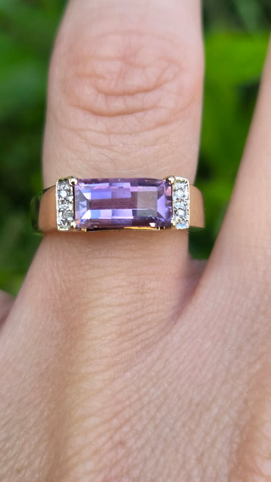 Vintage: 9ct Yellow Gold Rectangular Amethyst & Diamond Dress Ring