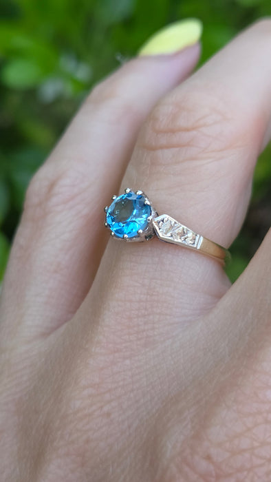 Vintage: 9ct Yellow Gold Blue Topaz Solitaire Ring — From 1956