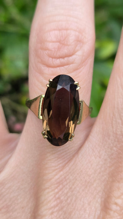 Vintage: 9ct Yellow Gold Smokey Quartz Solitaire Ring — From 1989