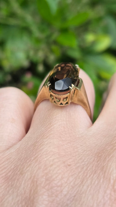 Vintage: 9ct Yellow Gold Smokey Quartz Solitaire Ring — From 1989