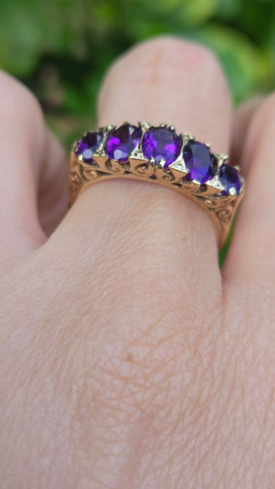 Vintage: 9ct Yellow Gold Five Amethyst Graduated Dress Ring — From 1979