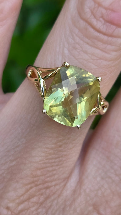 Vintage: 9ct Yellow Gold Cushion Citrine Solitaire Ring