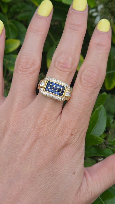 Vintage: 18ct Yellow Gold Blue Sapphire & Diamond Statement Ring