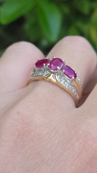 Vintage: 9ct Yellow Gold Ruby & Diamond Cocktail Ring — 0.20ct