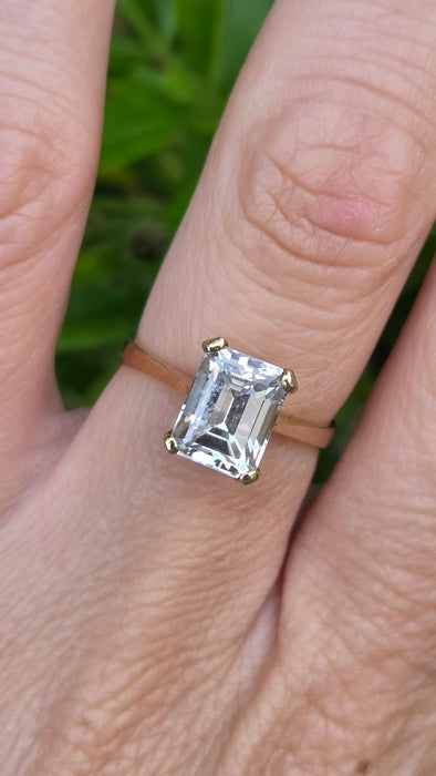 Vintage: 9ct Yellow Gold Goshenite Solitaire Ring — From 1986