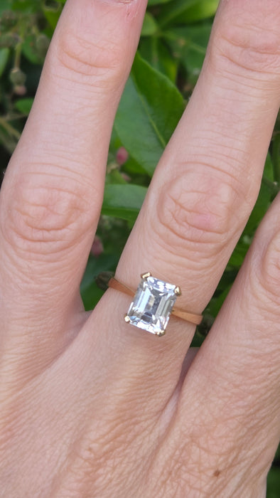 Vintage: 9ct Yellow Gold Goshenite Solitaire Ring — From 1986