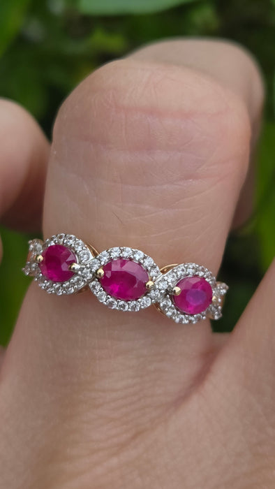 Vintage: 9ct Yellow Gold Ruby & Diamond Triple Halo Cluster Ring