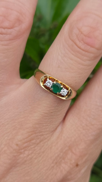Vintage: 18ct Gold Art Deco Emerald & Diamond Three-Stone Dress Ring