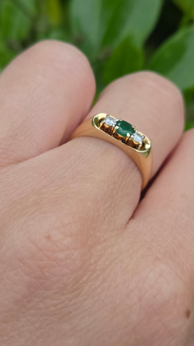 Vintage: 9ct Yellow Gold Emerald & Diamond Half Eternity Ring