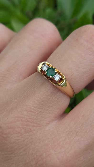 Vintage: 9ct Yellow Gold Emerald & Diamond Half Eternity Ring